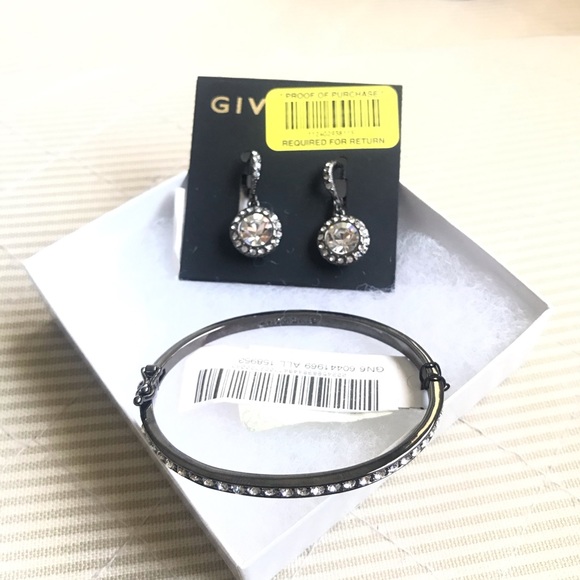 Givenchy crystal bracelet and earrings set - Picture 8 of 8